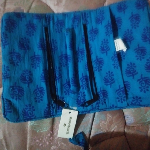 Elegant Fold Purse with 3D design! - Picture 6 of 7